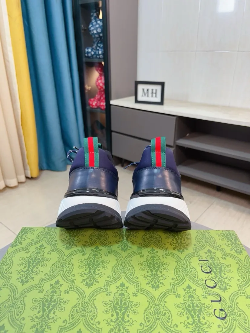 Men's shoes 💰458🌹🌹GUCCI [Gucci] New high-end brand of men's shoes, the latest fashionable casual men's shoes, trendy and versatile, relaxed and sporty style, uppers imported from Italy, first-layer cowhide, genuine leather lining, and ultra-fine workmanship. Original personalized fashionable rubber wear-resistant outsole, light and comfortable on the foot, size 38-44